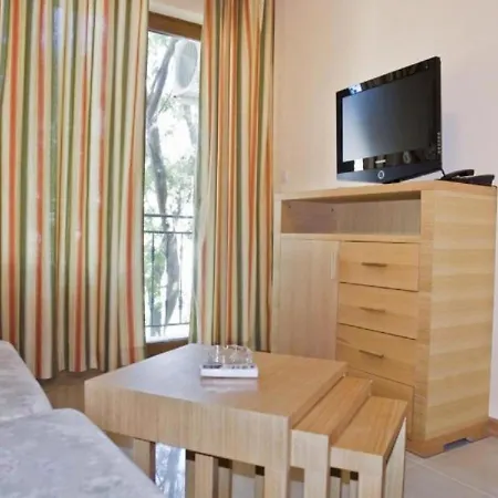 ホテル оазис парк ネセバル