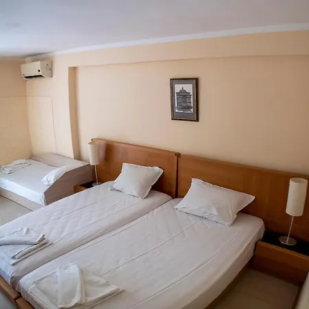 оазис парк 3* ネセバル