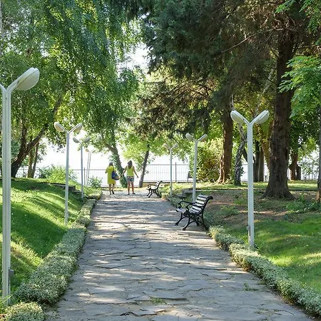 оазис парк 3* ネセバル