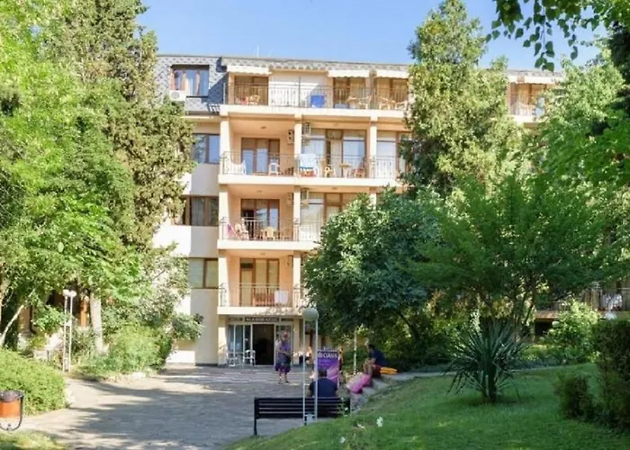 Отель оазис парк 3*