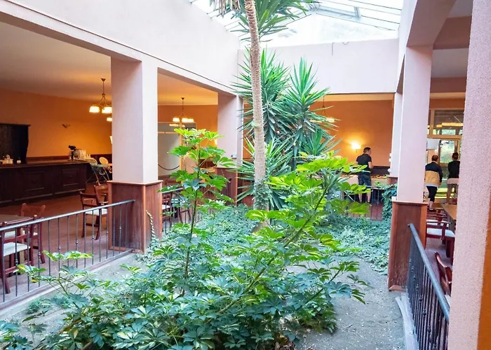 оазис парк Отель Несебр