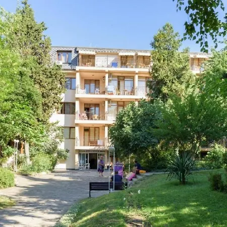 Hotel оазис парк 3*