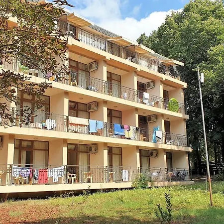 Хотел оазис парк