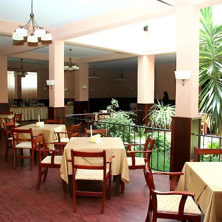 оазис парк Хотел Несебър